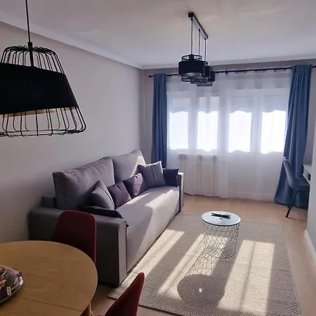 Zambrano Y Lucero - Wifi 6p, 3 Hab - Vut-5391-as * Χιχόν