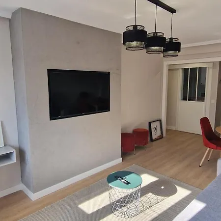 Apartamento Zambrano Y Lucero - Wifi 6p, 3 Hab - Vut-5391-as