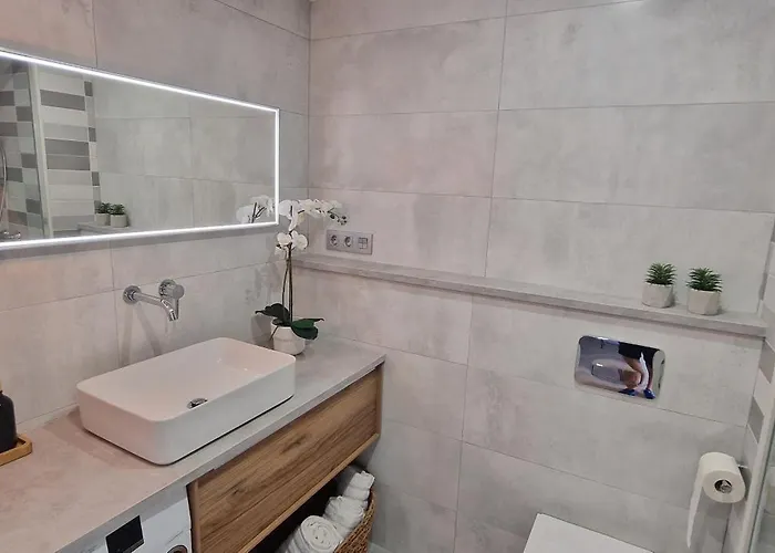 Apartment Zambrano Y Lucero - Wifi 6p, 3 Hab - Vut-5391-as Gijon