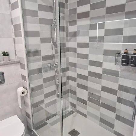 Zambrano Y Lucero - Wifi 6p, 3 Hab - Vut-5391-as Χιχόν